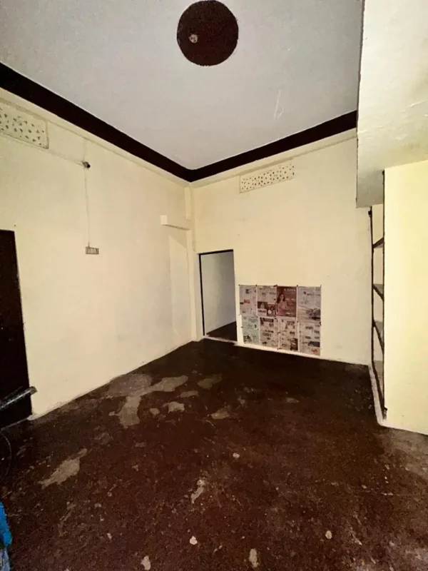Double room near karond square #27