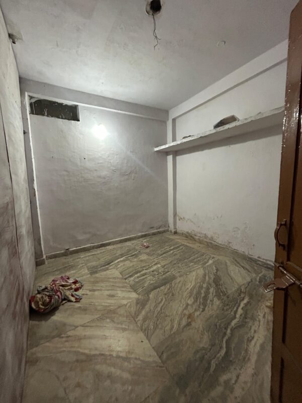 Single room in lalghati Rn121