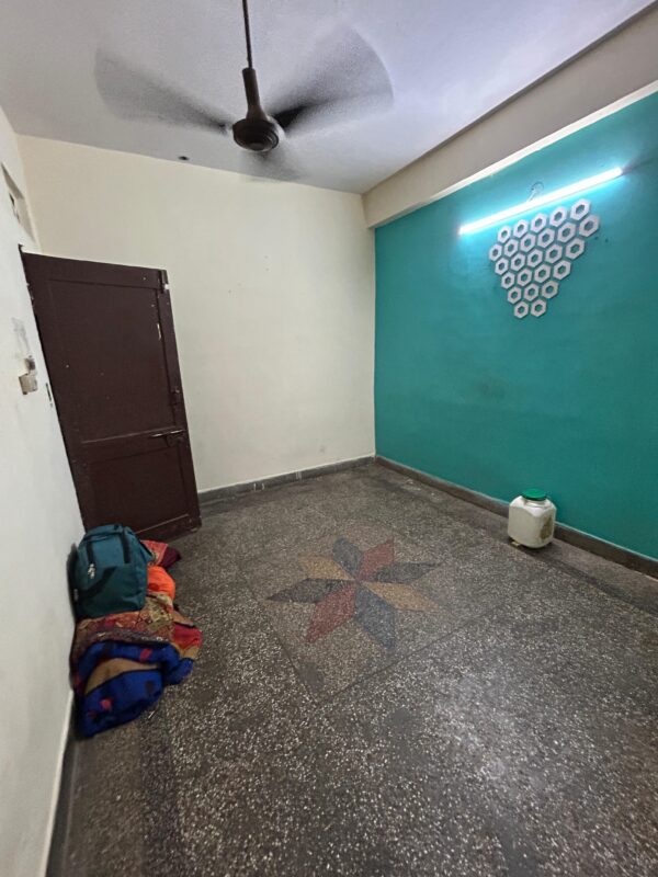 Single room in lalghati Rn120