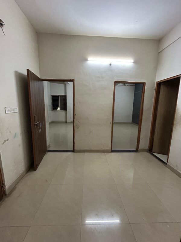 Fully independent 3 BHK in dwarka dham colony Rn131