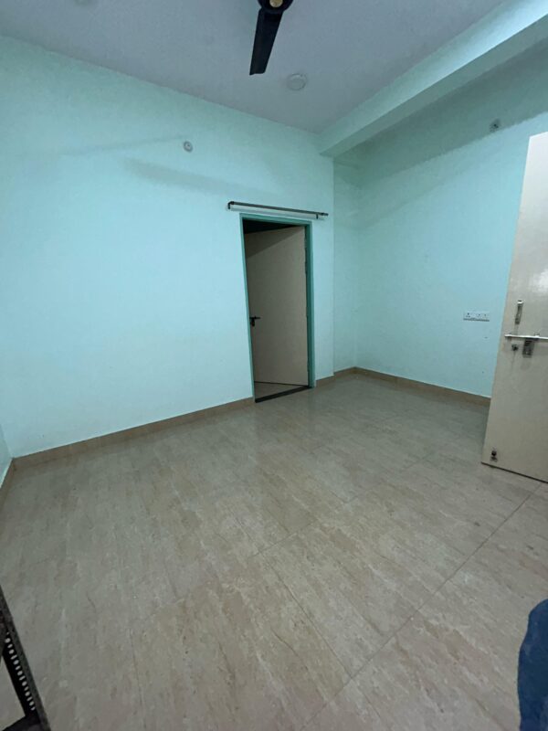 1 BHK in dwarka dham colony Rn137