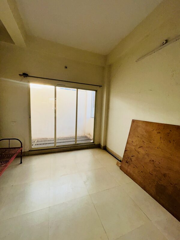 1 BHK in Sanjeev nagar (near Lalghati ) Rn140