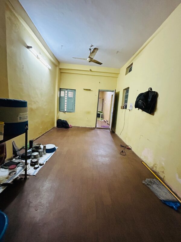 Fully Independent Double Room in Indrapuri Rn154