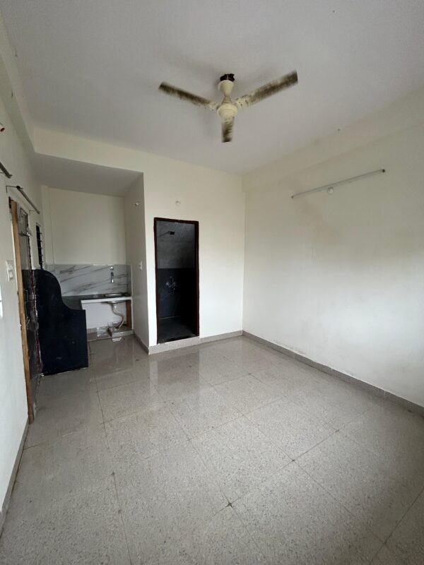 1RK in Dwarka dham Rn-171